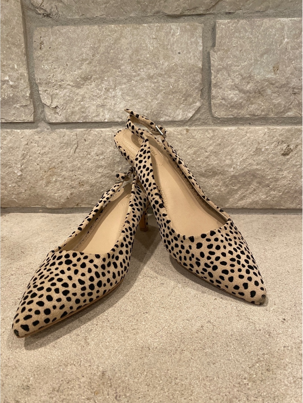 Cheetah faux ponyhair kitten heel slingback pointy toe pumps 9 quiet luxury